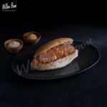 Surinaams broodje Grillworst kaas